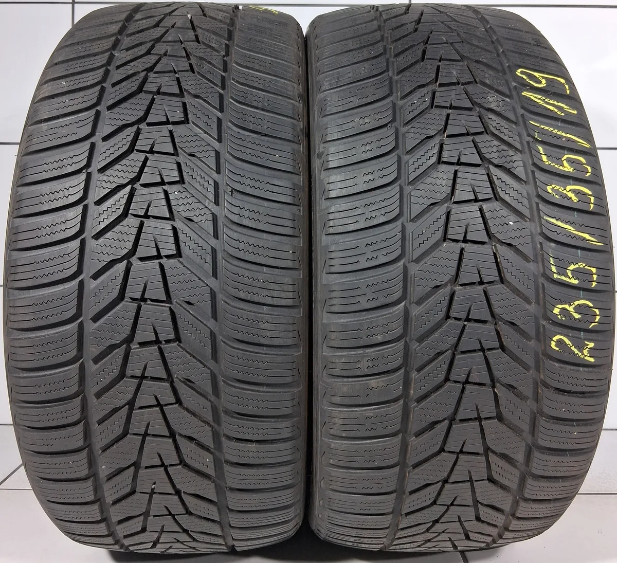 HANKOOK WINTER I*CEPT EVO3 235/35R19 91W XL [2023] 7MM OPONY UŻYWANE, zdjęcie 1
