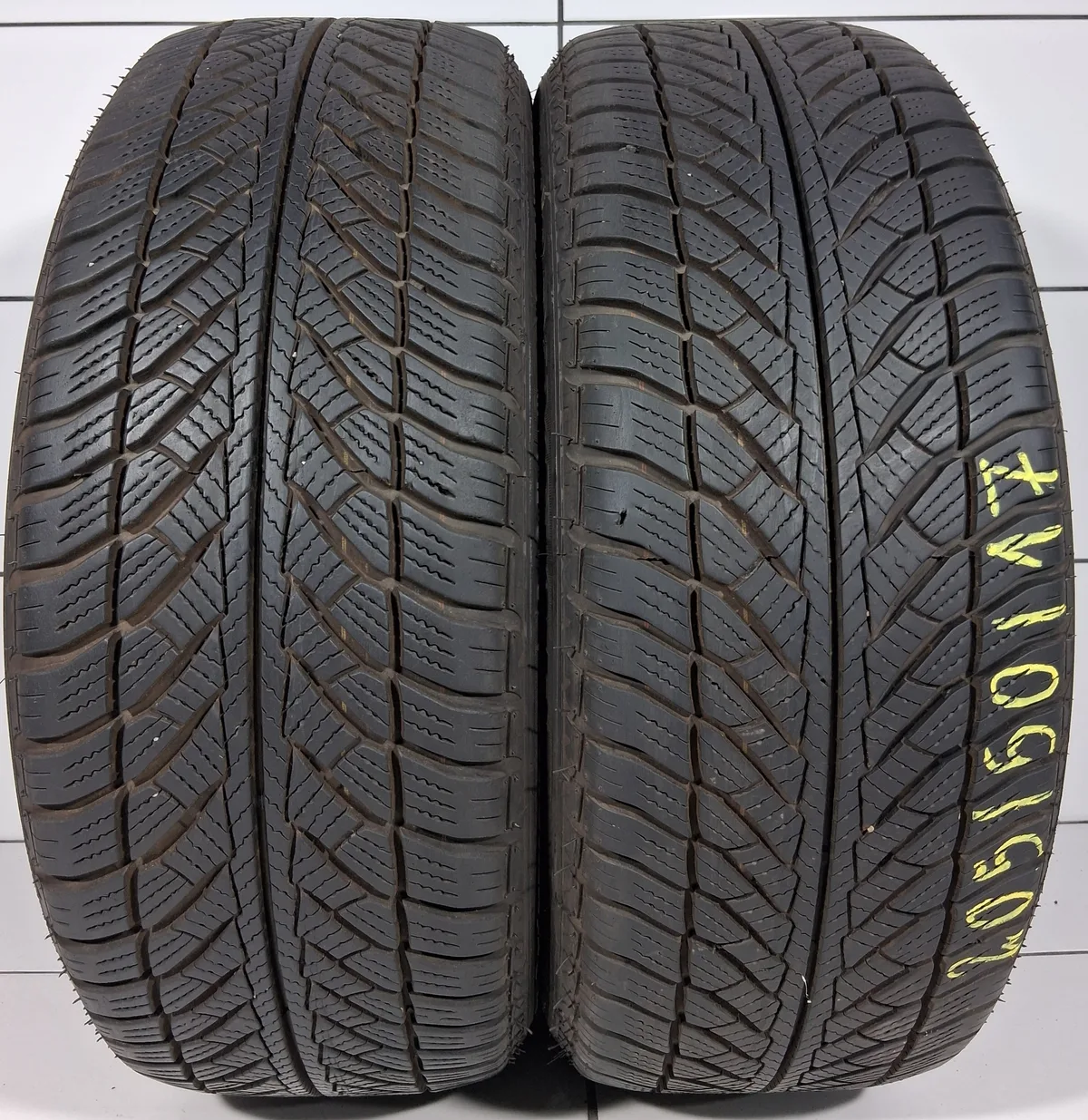 GOODYEAR ULTRA GRIP PERFORMANCE 2 205/50R17 89H [2020] 7,5MM OPONY UŻYWANE, zdjęcie 1