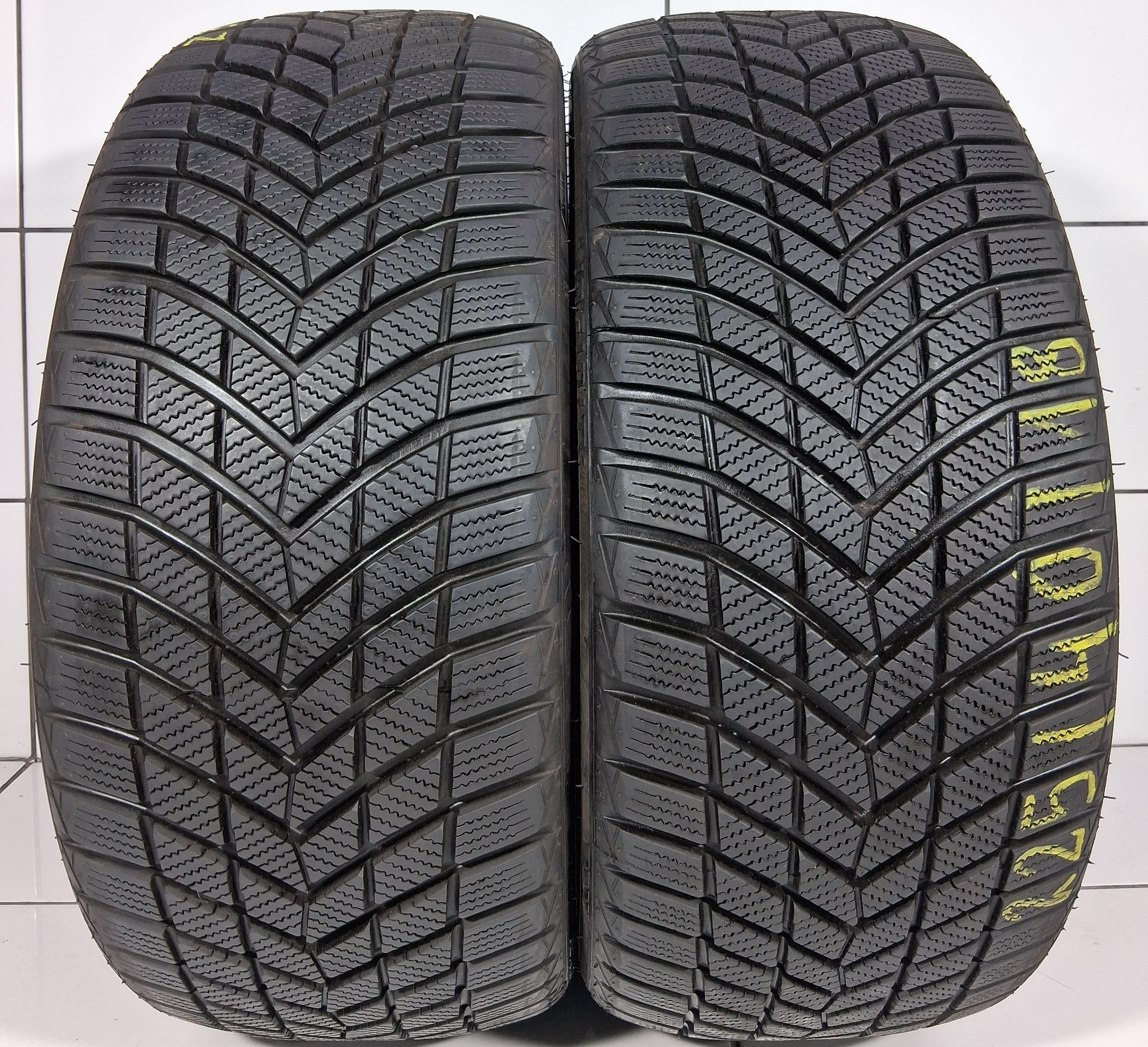 INFINITY ECOZEN 225/40R18 92V [2024] 8,5MM OPONY UŻYWANE, zdjęcie 1