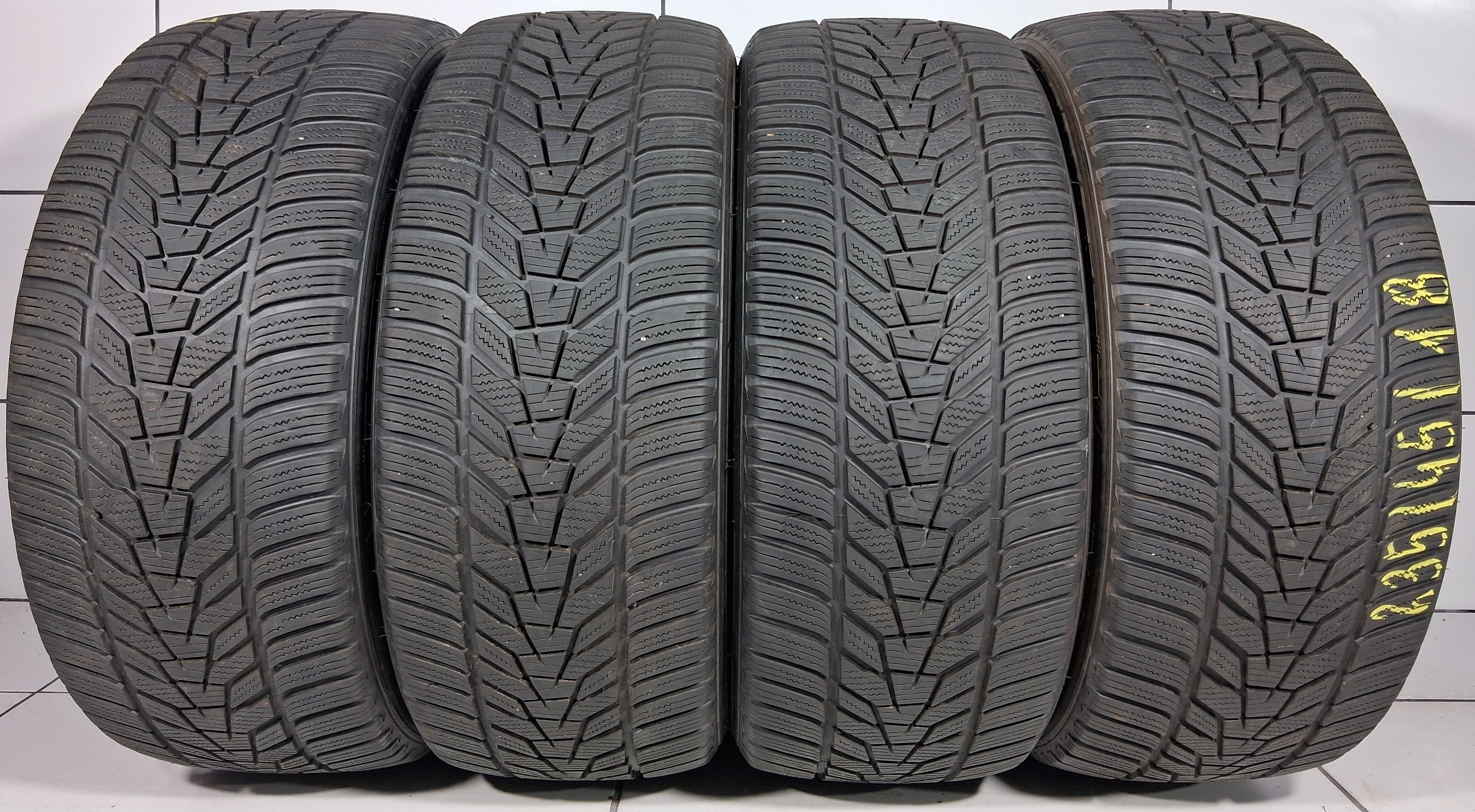 HANKOOK WINTER I*CEPT EVO3 235/45R18 98V [2023] 6-6,5MM OPONY UŻYWANE, zdjęcie 1