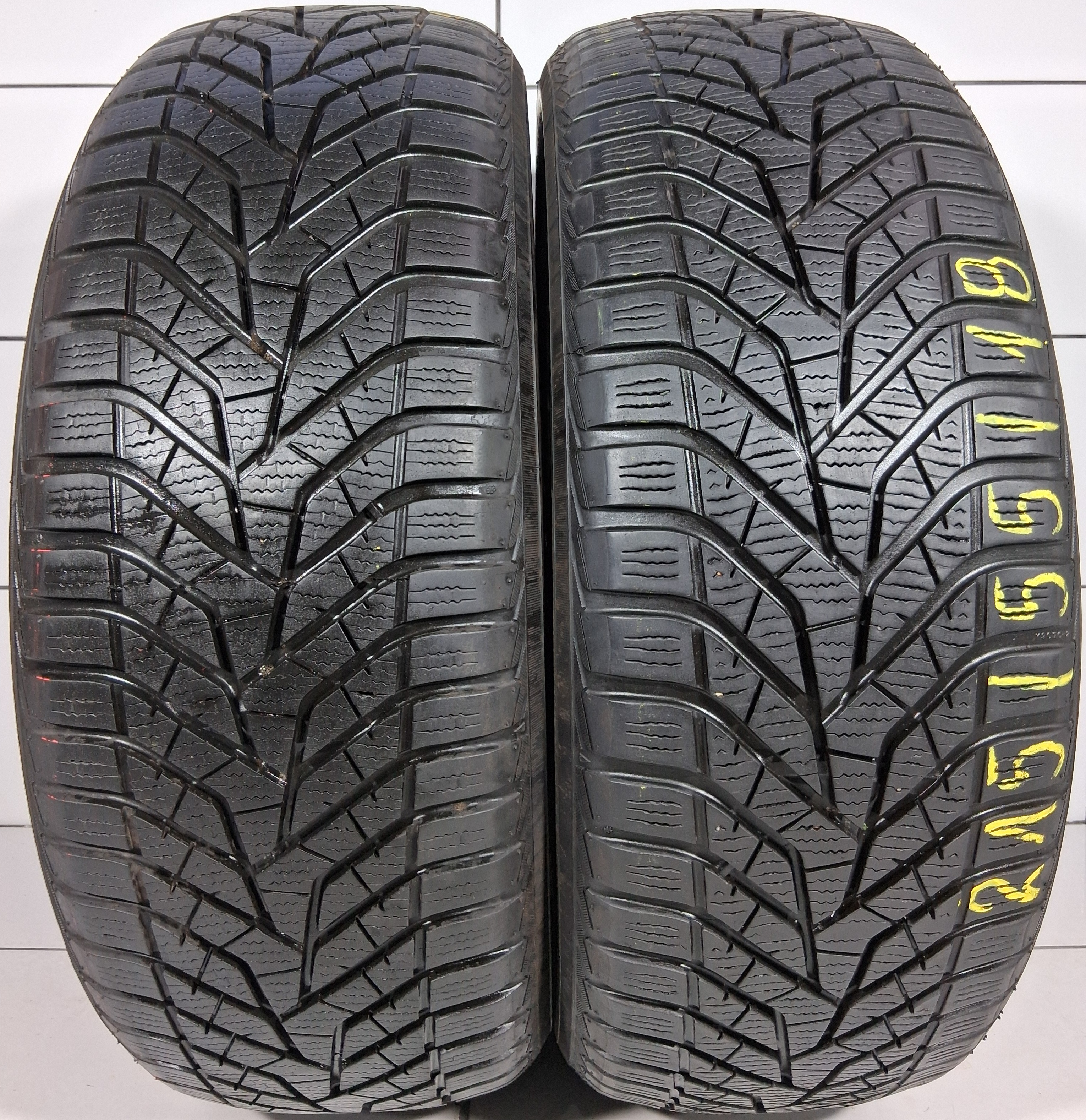 YOKOHAMA BLUEARTH WINTER V905 215/55R18 95V [2019] 7MM OPONY UŻYWANE, zdjęcie 1