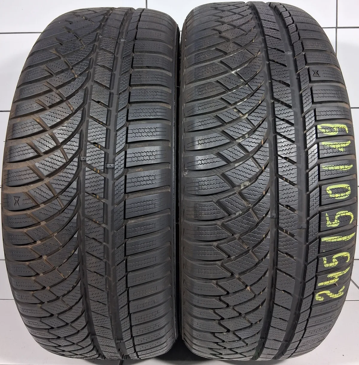 KUMHO WINTERCRAFT WP72 ASYMMETRIC 245/50R19 105V XL [2023] 8MM OPONY UŻYWANE, zdjęcie 1