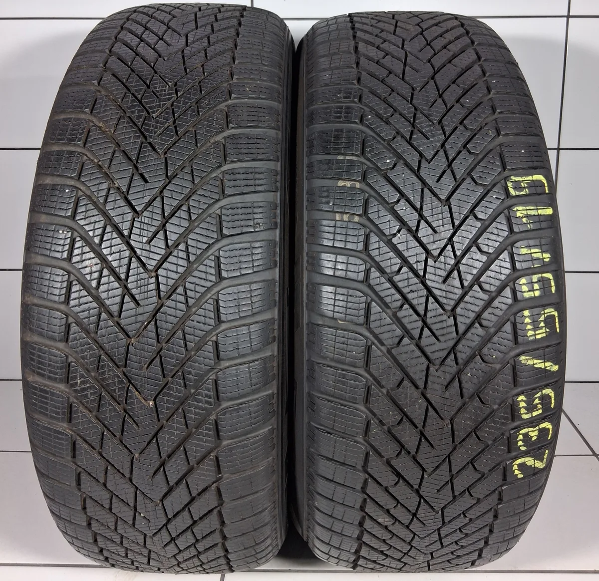 PIRELLI SCORPION WINTER 2 235/55R19 105V XL [2022] 7,5MM OPONY UŻYWANE, zdjęcie 1