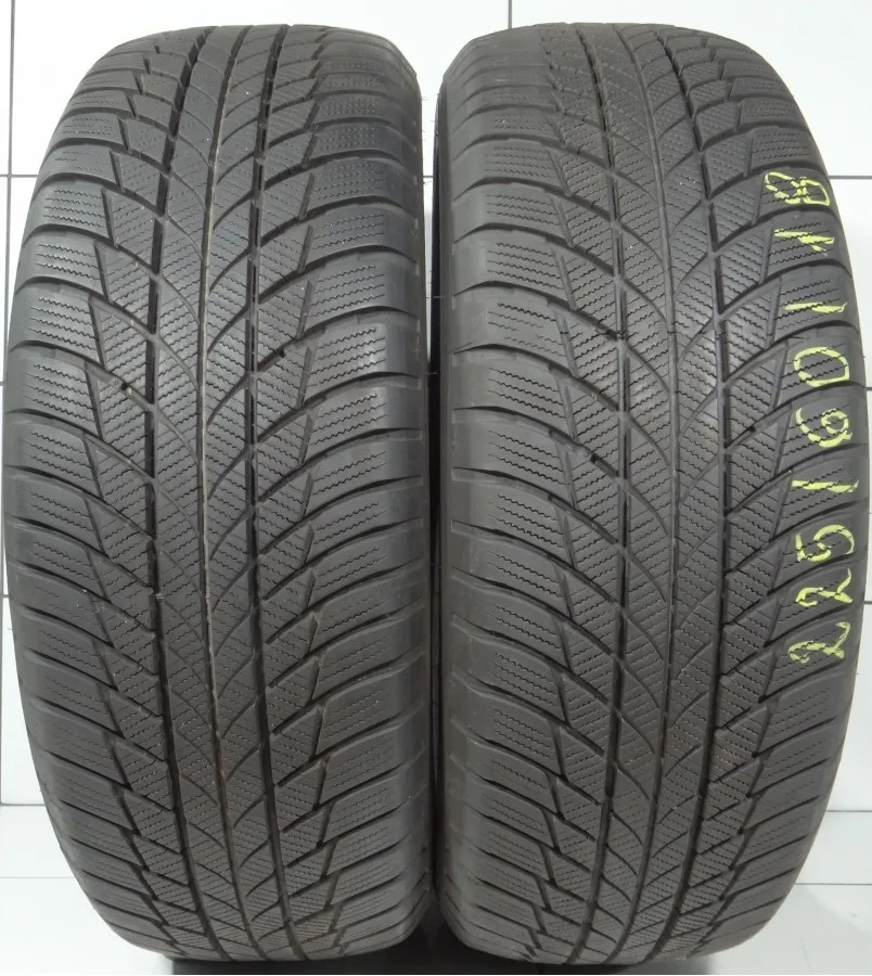 BRIDGESTONE BLIZZAK LM001 225/60R18 104H XL [2024] 6,5MM OPONY UŻYWANE, zdjęcie 1