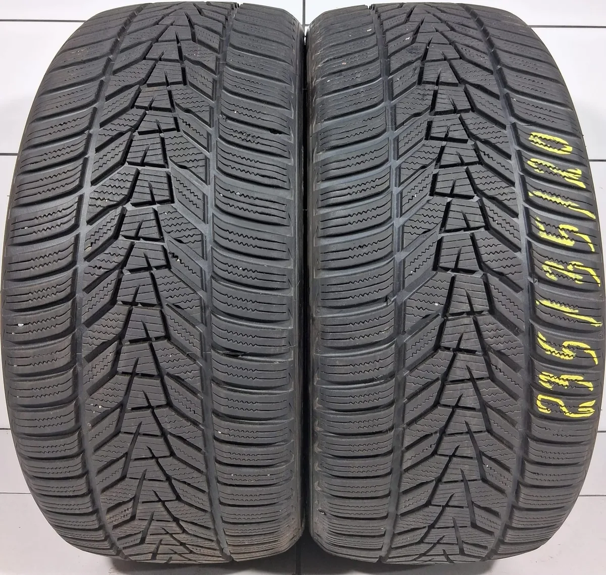 HANKOOK WINTER I*CEPT EVO3 235/35R20 92W XL [2023] 7MM OPONY UŻYWANE, zdjęcie 1