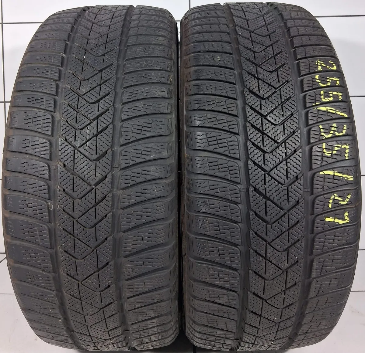 PIRELLI WINTER SOTTOZERO 3 255/35R21 98V XL [2022] 7MM OPONY UŻYWANE, zdjęcie 1