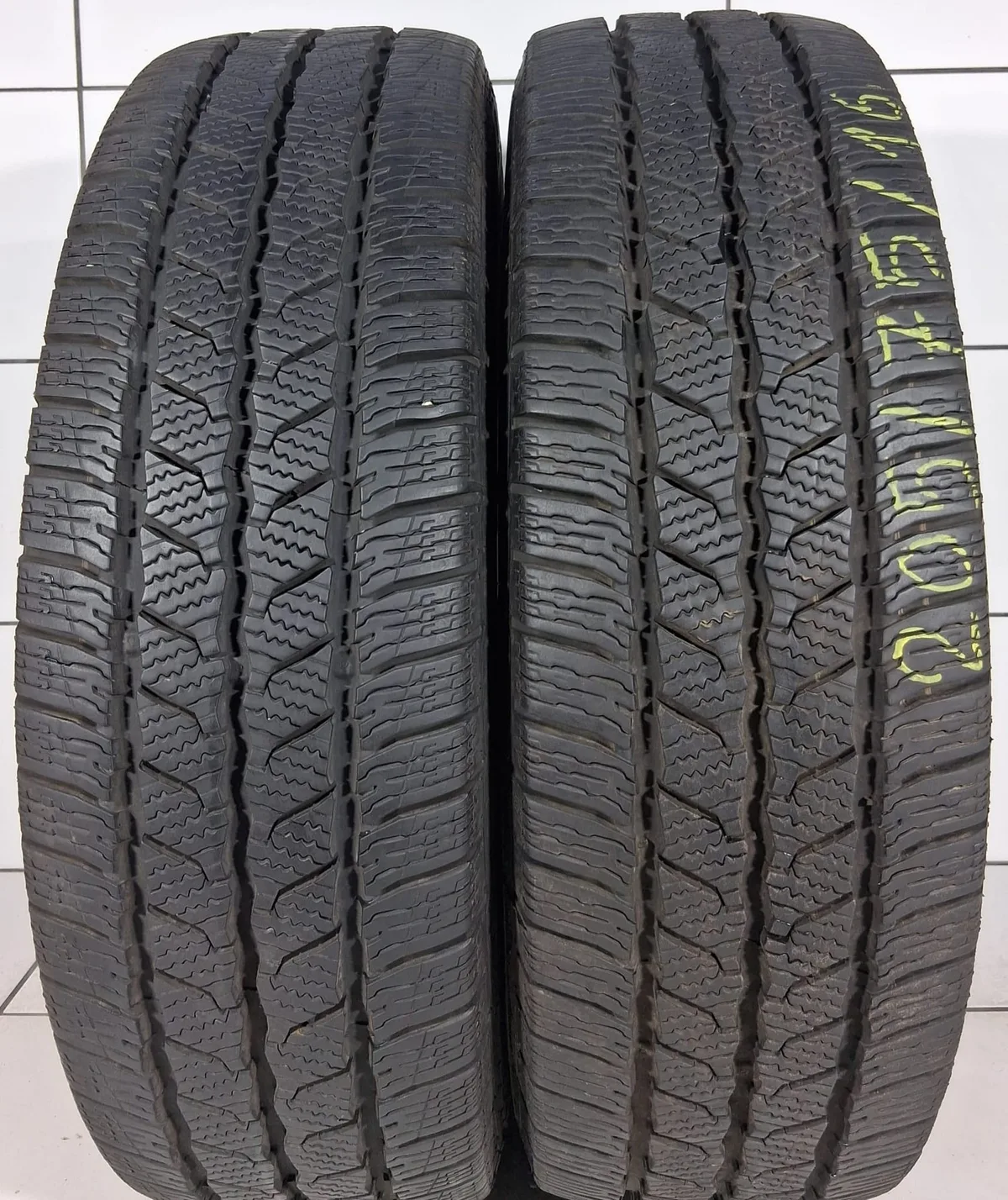 CONTINENTAL VANCONTACT WINTER 205/70R16C 113/111R [2025] 9,5MM OPONY UŻYWANE, zdjęcie 1