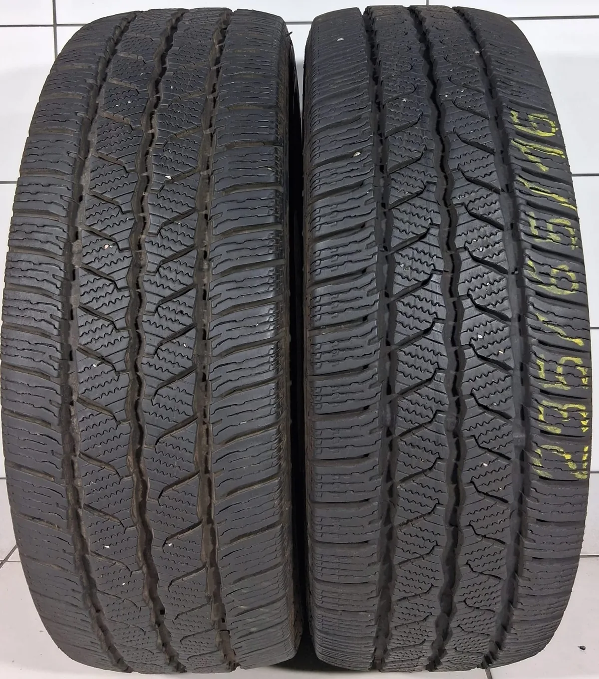 CONTINENTAL VANCONTACT WINTER 235/65R16C 121/119R [2023] 10MM OPONY UŻYWANE, zdjęcie 1
