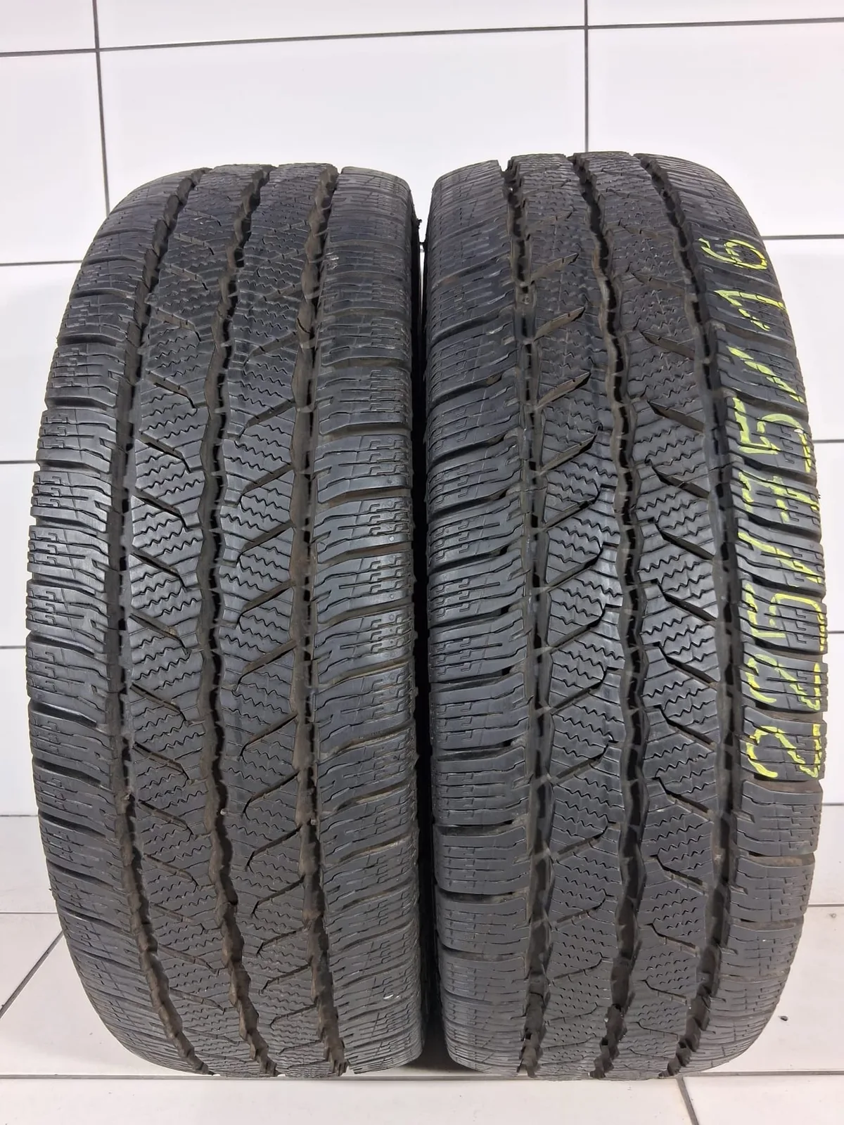 CONTINENTAL VANCONTACT WINTER 225/75R16C 121/120R [2025] 9,5MM OPONY UŻYWANE, zdjęcie 1