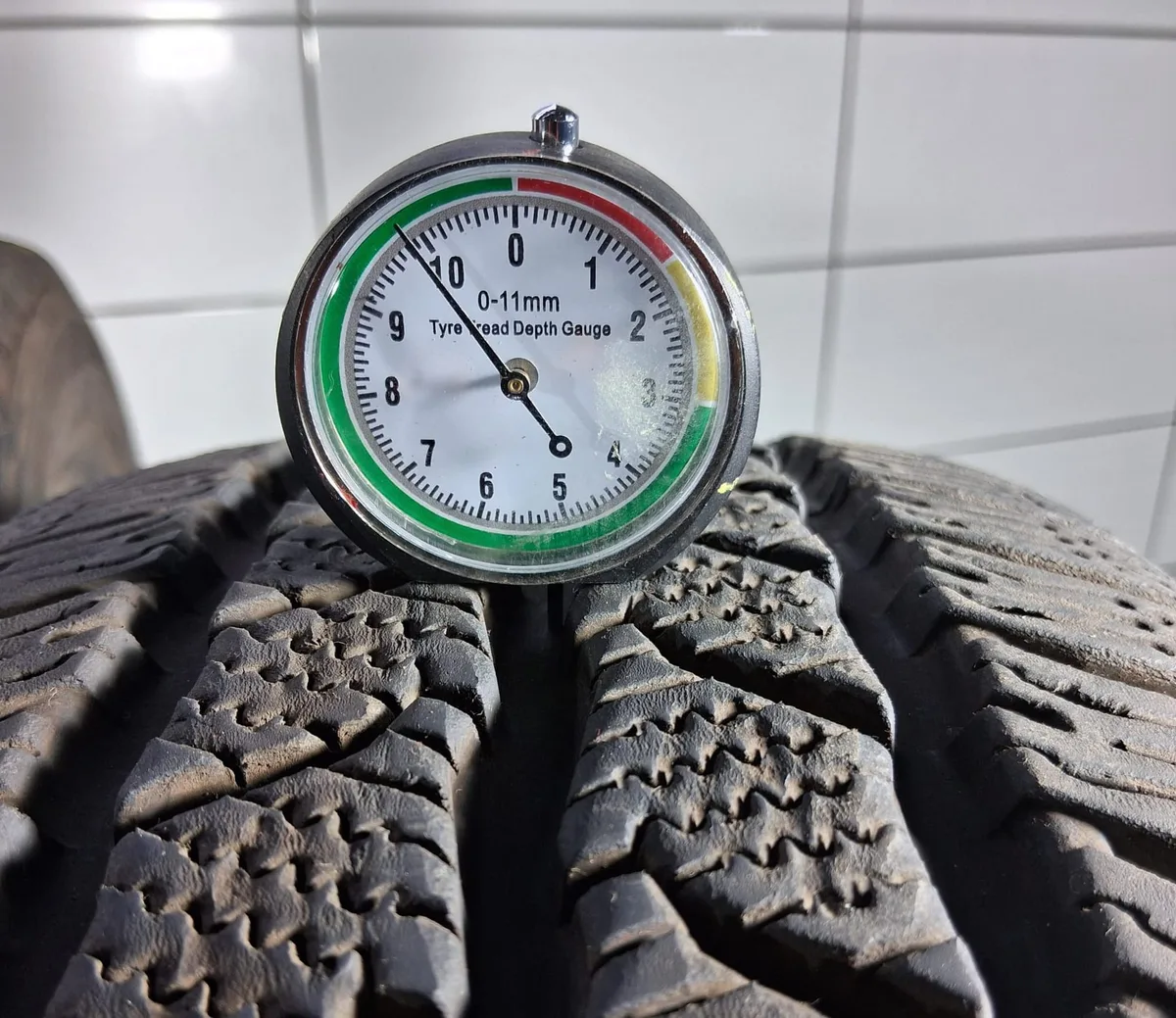 CONTINENTAL VANCONTACT WINTER 205/65R16C 107/105T [2024] 10MM OPONY UŻYWANE, zdjęcie 1