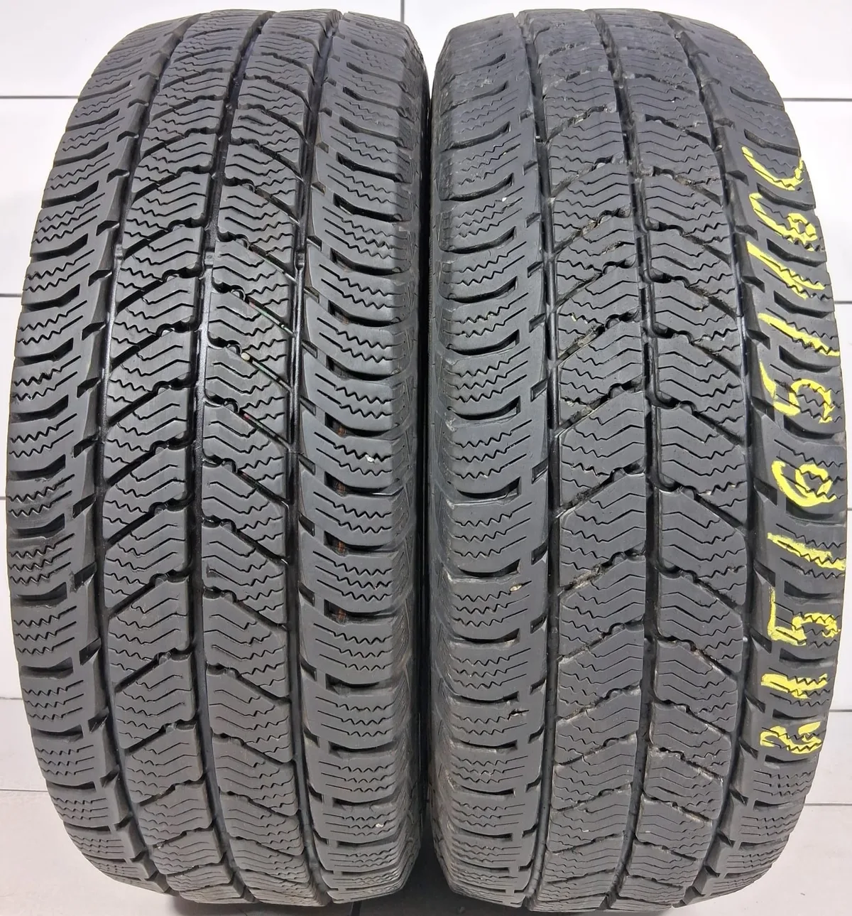 UNIROYAL SNOW MAX 2 215/65R16C 109/107R [2024] 8,5MM OPONY UŻYWANE, zdjęcie 1