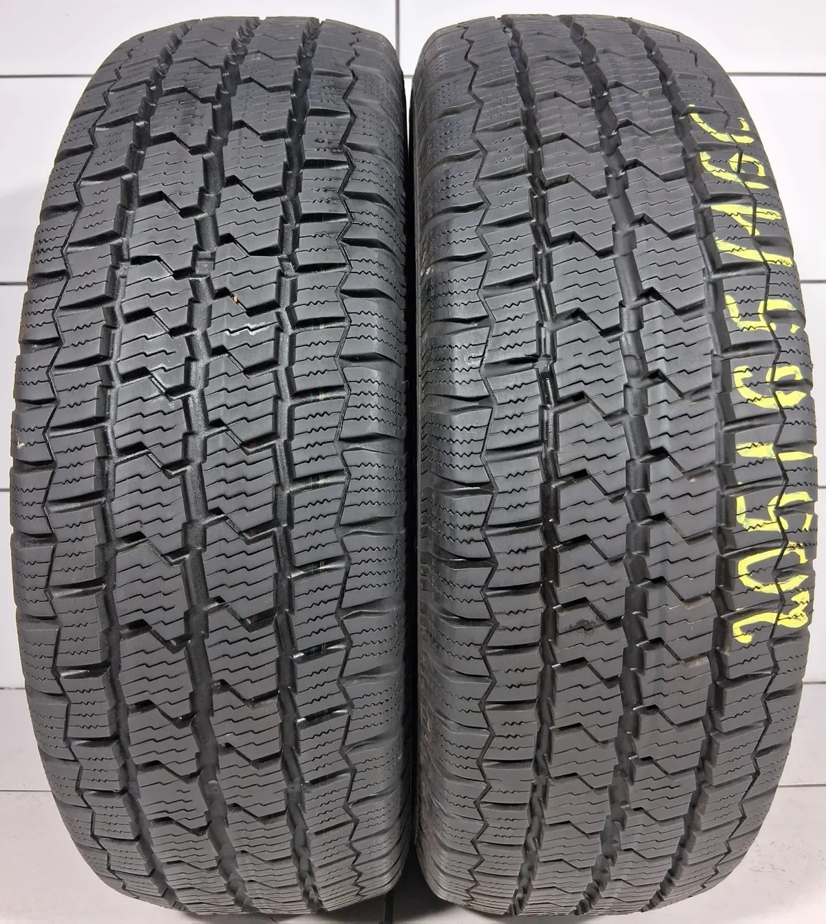 CONTINENTAL VANCOFOURSEASON 2 205/65R16C 107/105T [2022] 7,5MM OPONY UŻYWANE, zdjęcie 1