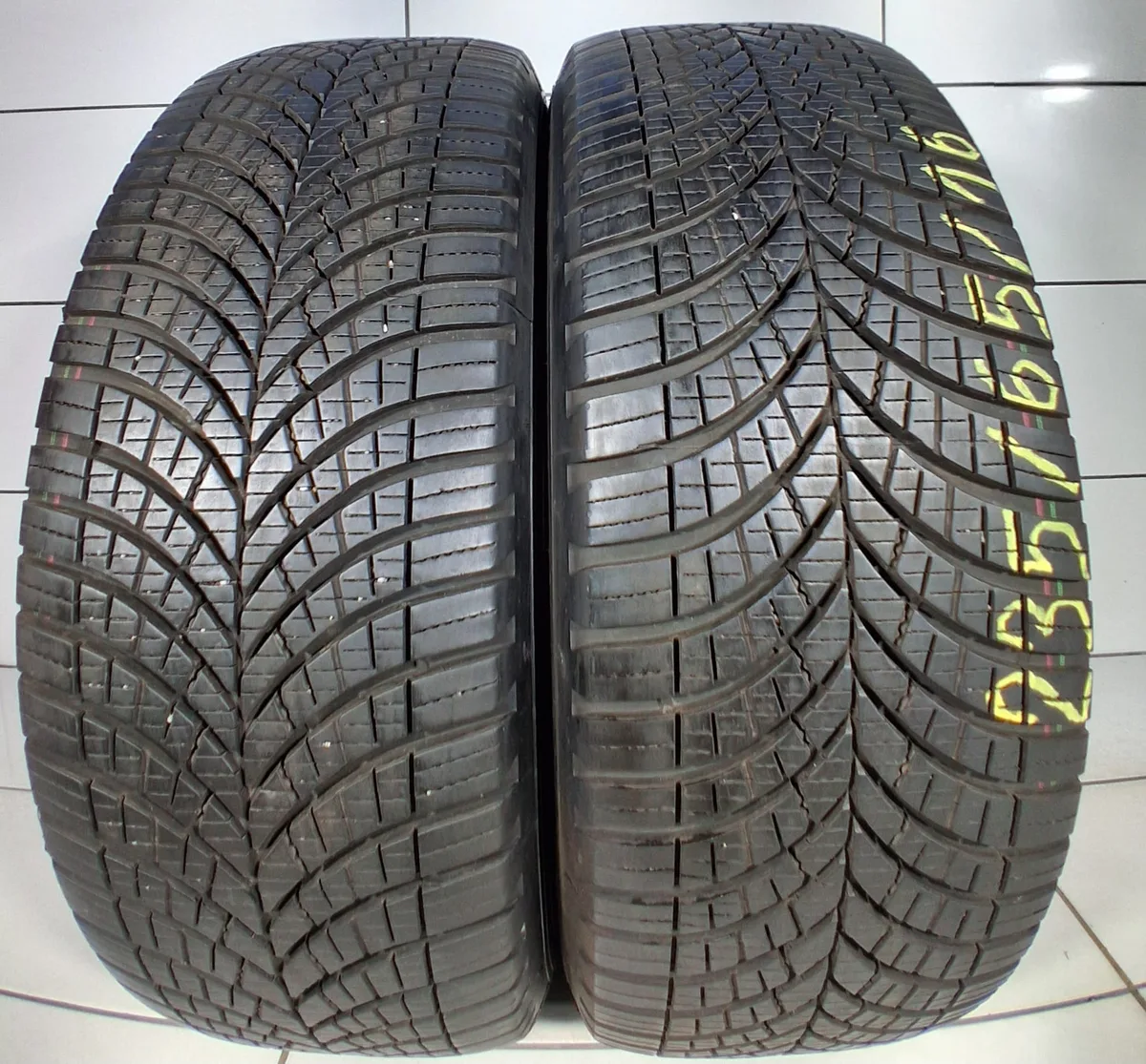GOODYEAR VECTOR 4SEASONS CARGO 235/65R16C 115/113R [2026] 7,5MM OPONY UŻYWANE, zdjęcie 1