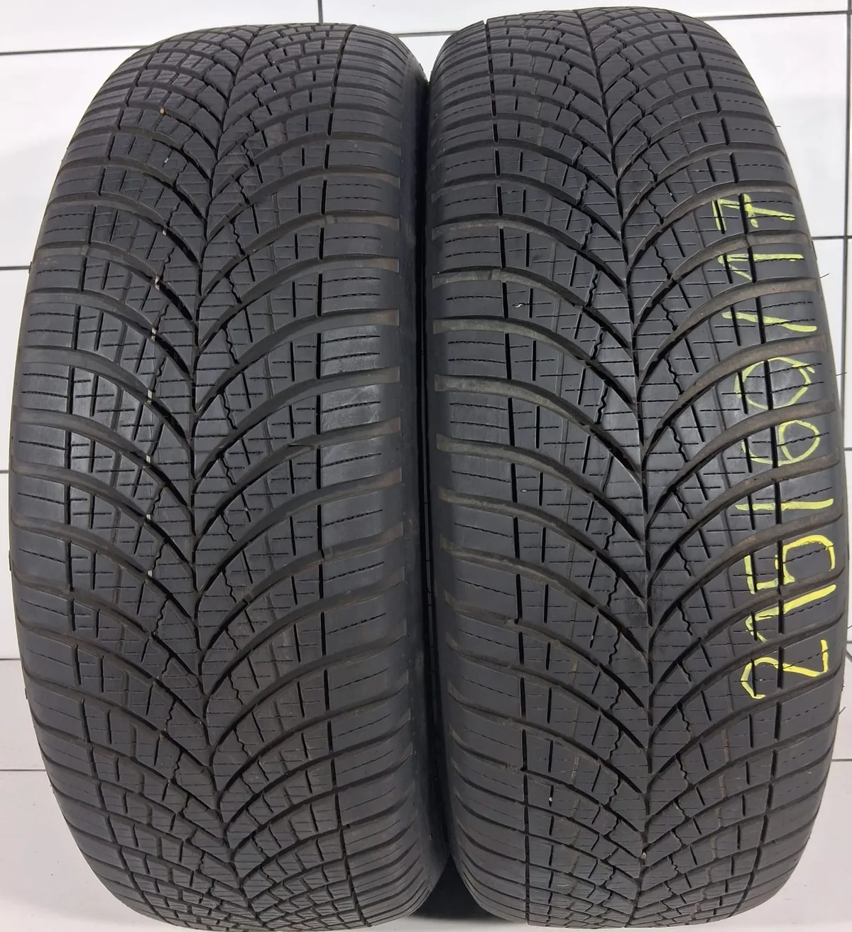 GOODYEAR VECTOR 4SEASONS GEN-3 215/60R17 100H XL [2023] 7,5MM OPONY UŻYWANE, zdjęcie 1