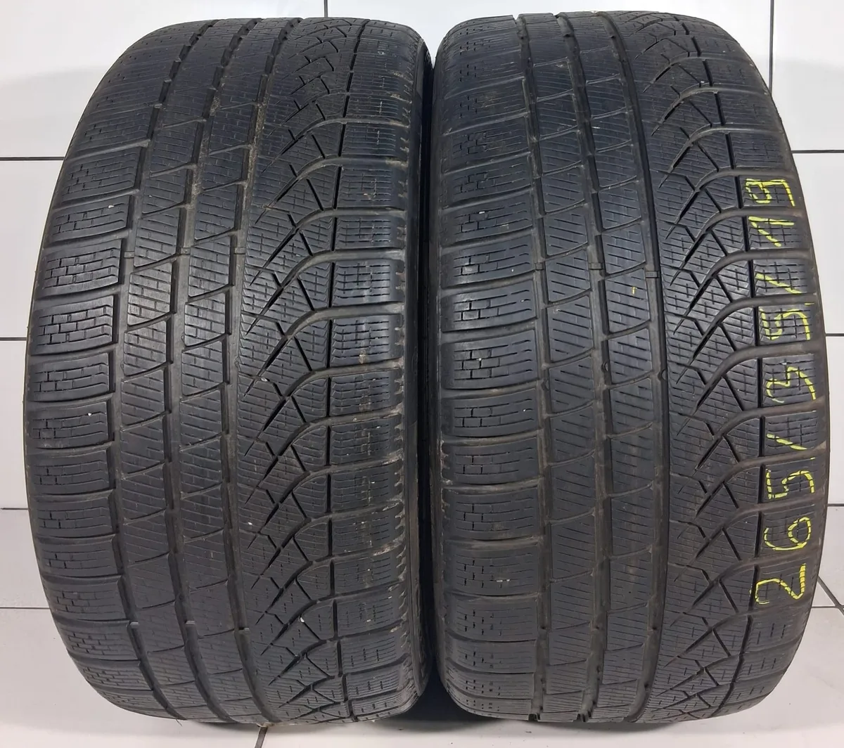 PIRELLI P ZERO WINTER 265/35R19 98V XL [2022] 6MM OPONY UŻYWANE, zdjęcie 1