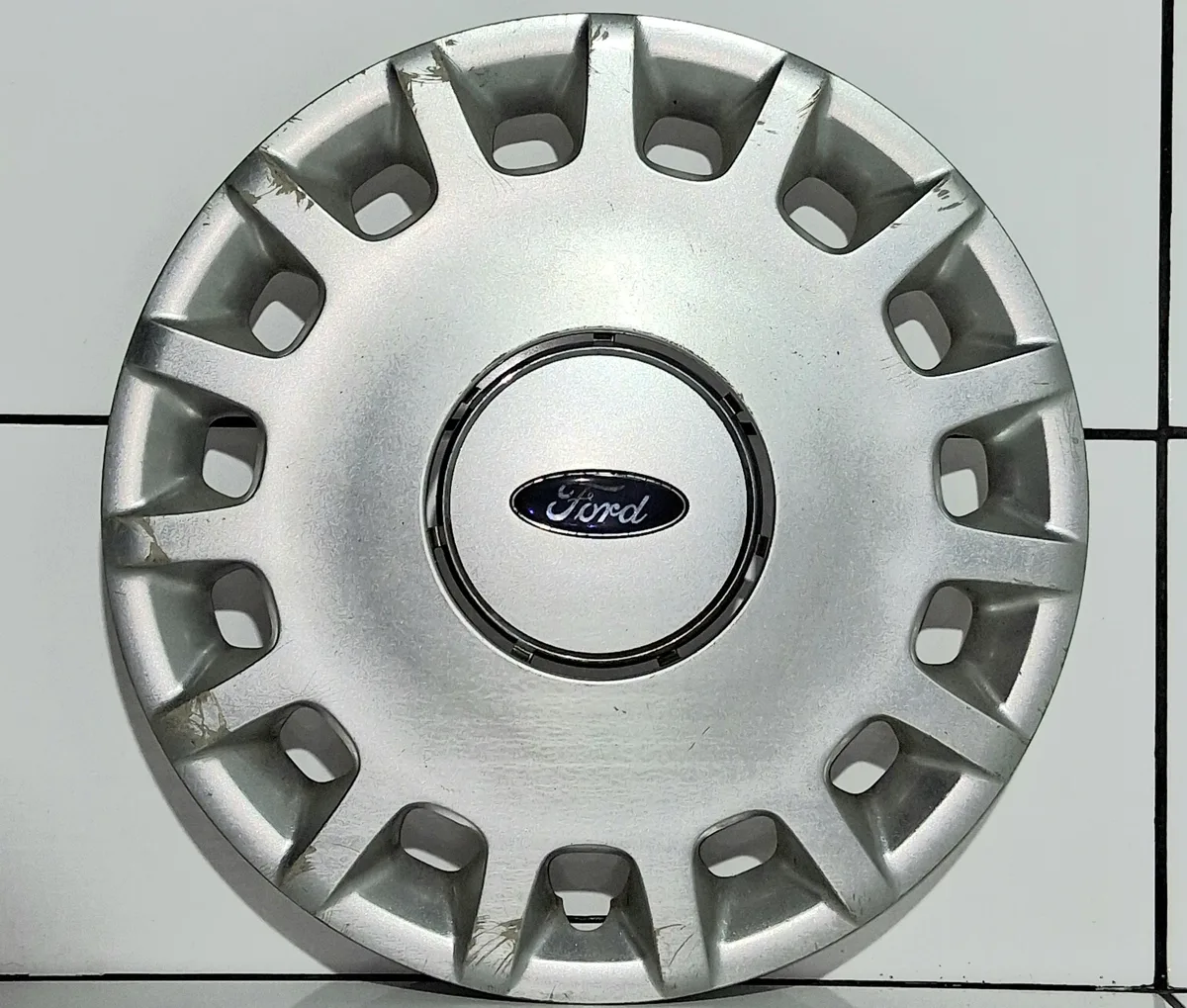 ORYGINALNY KOŁPAK 15' Ford Focus Mk1 oraz Ford Fiesta Mk4/Mk5 98AB-1130-NE, zdjęcie 1