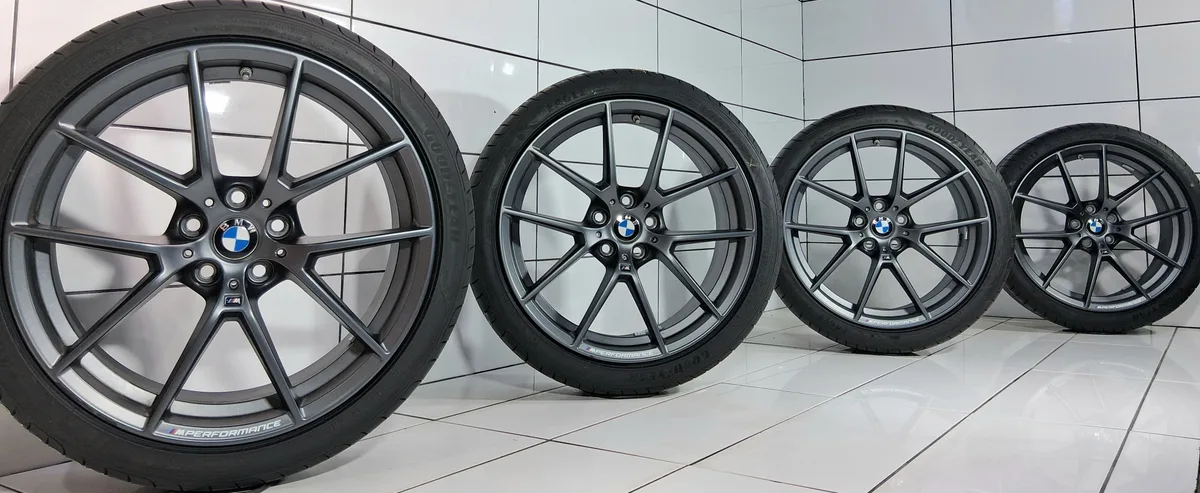 KOŁA BMW 19' 3 G20 G21 2 G42 4 G22 G23, 6895390/391, Styling 898M, 225/40-255/35R19, 5X112, ET 27/40 Czarny Mat, zdjęcie 1