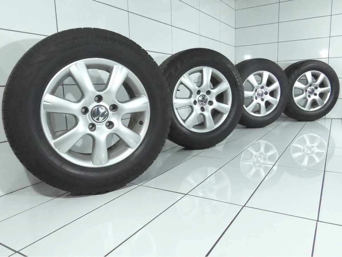 KOŁA UŻYWANE Volkswagen OE 7L6601025F VW TOUAREG 5x130 ET55 235/65R17 108H [2005] 5,5MM Srebrny, zdjęcie 1