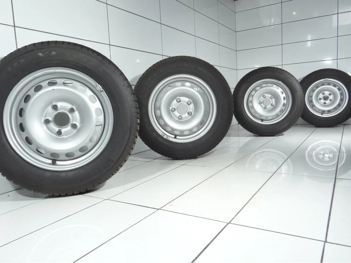 KOŁA UŻYWANE Volkswagen OE 2K0601027B / KBA43929 VW CADDY 5x112 ET47 195/65R15 95T [2015] 7MM Srebrny, zdjęcie 1